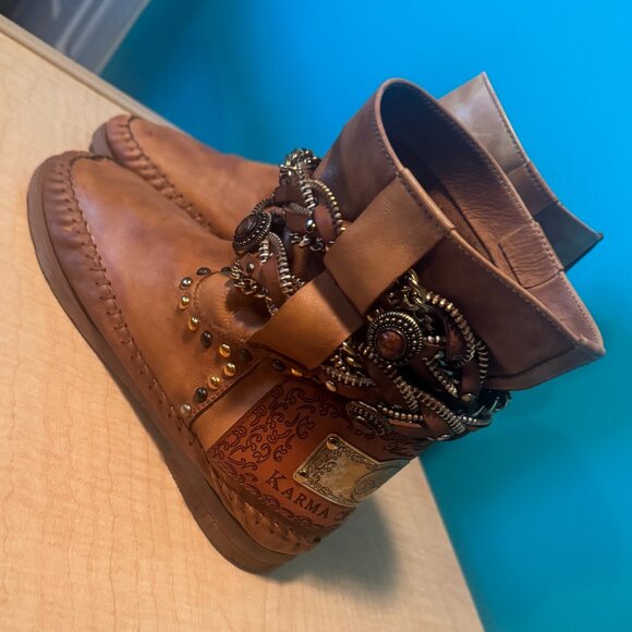 Karma of Charme boots ~ 40 - Picture 2 of 11